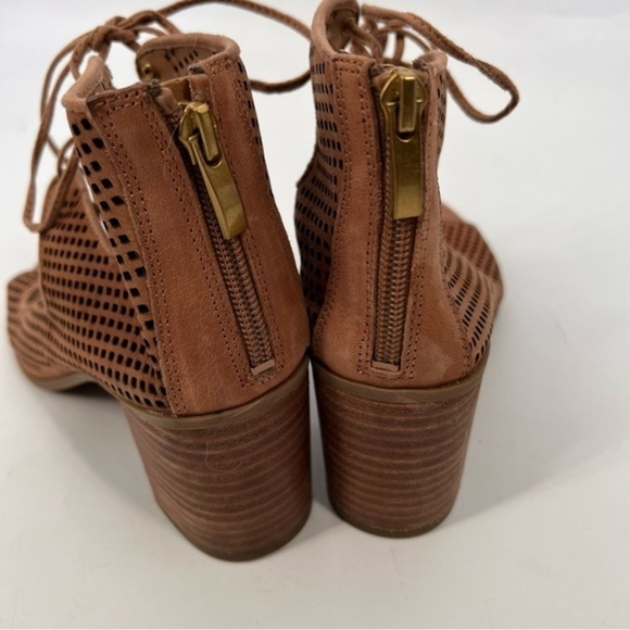 FRANCO Sarto Honolulu Leather Lace Up Heels/Boots size 8 - Picture 4 of 8